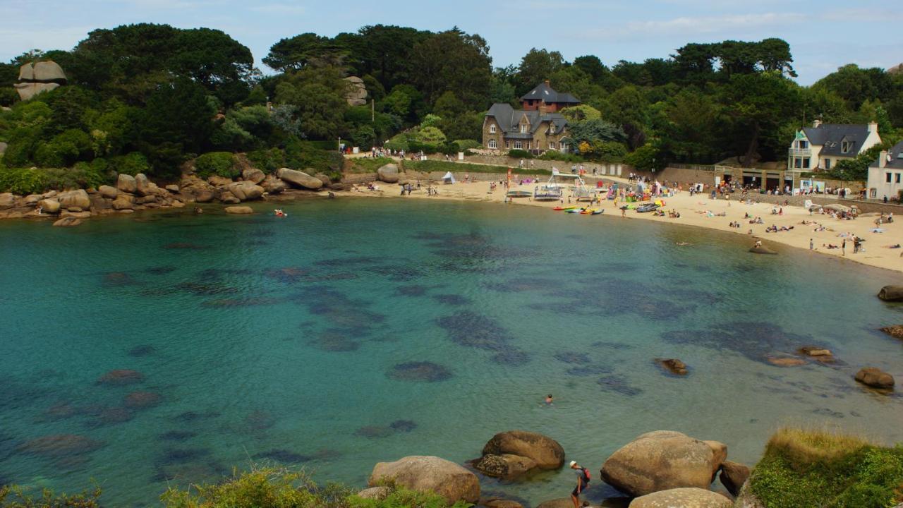 Gites "Le Clos De La Baie" Paimpol Bagian luar foto